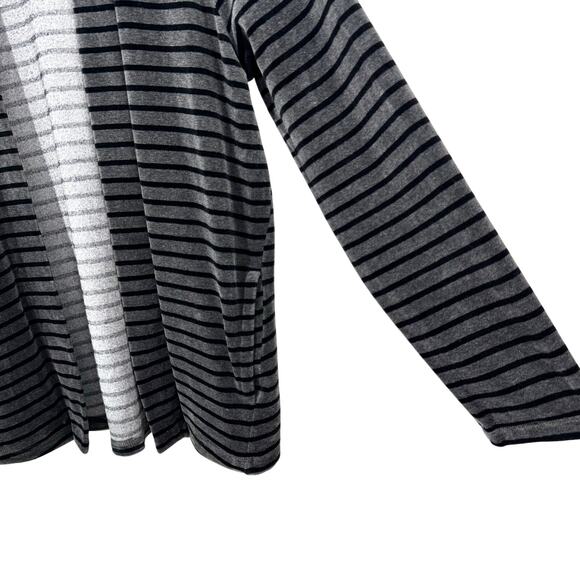 Talbots Medium Velour Soft Open Front Gray Long Sleeve Blouse Shirt Top Winter - Picture 5 of 7